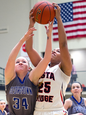 captains_0002_avery-kell7-2015-16